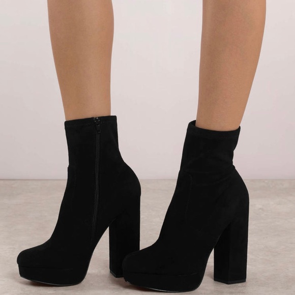 Steve Madden Shoes - Steve Madden Stardust Platform Boots